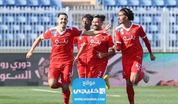 تشكيلة نادي الوحدة أمام الرياض في دوري روشن