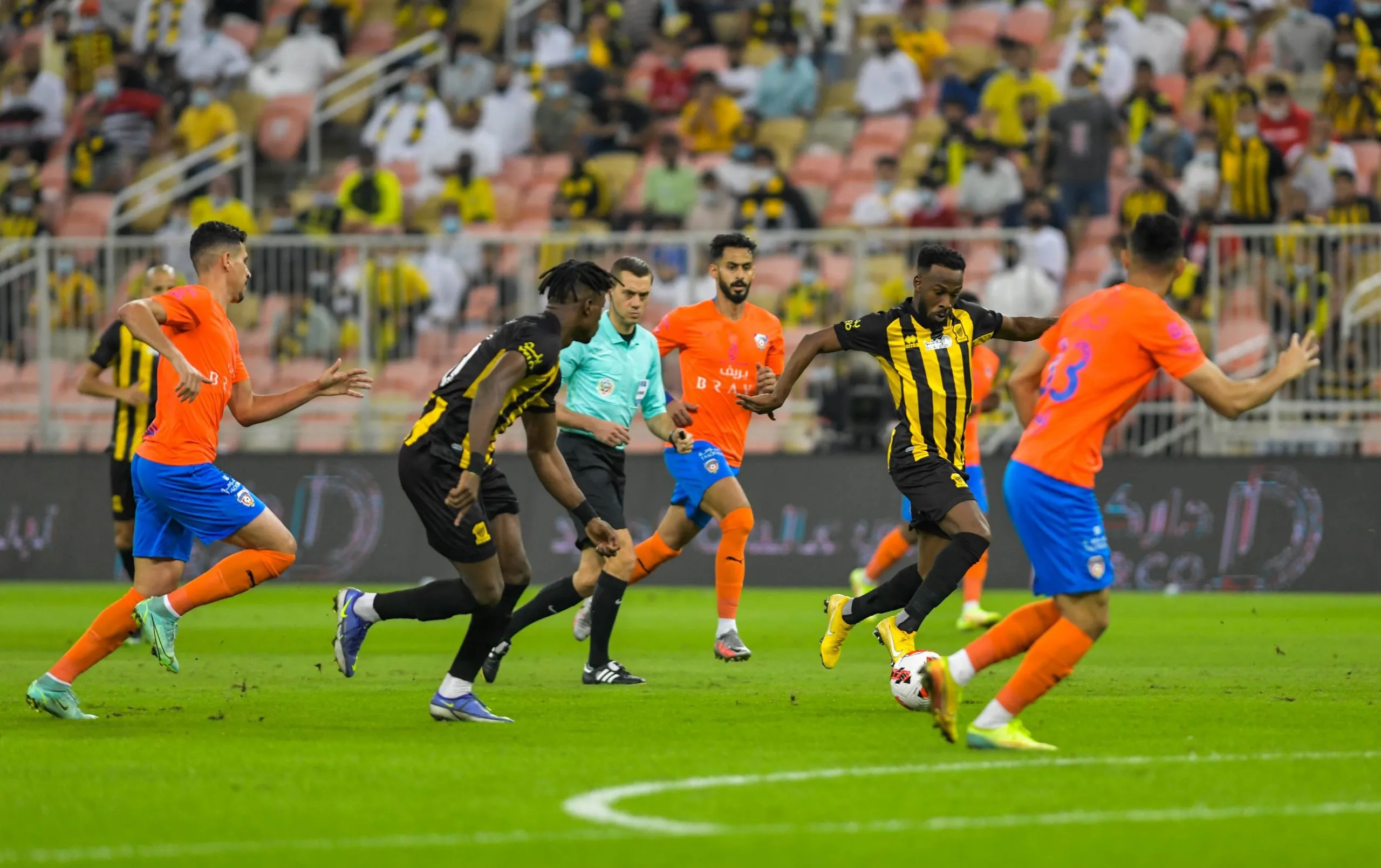 الاتحاد والفيحاء في دوري روشن