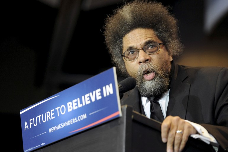 Activist Cornel West introduces U.S. Democratic presidential candidate Bernie Sanders (not shown) at a campaign rally in Cedar Rapids, Iowa January 30, 2016. REUTERS/Mark Kauzlarich