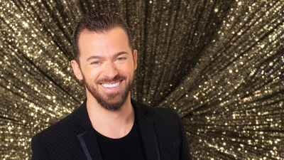 تاريخ DWTS لـ Artem تمت مراجعته 395