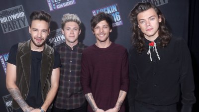 داخل رابطة ليام باين مع أعضائه السابقين في One Direction