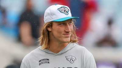 يتحدث Jaguars QB Trevor Lawrence علنًا بعد الضربة المرعبة في لعبة Texans