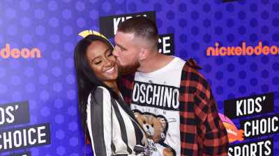 تكشف صديقة Travis Kelce السابقة Kayla Nicole للدموع ، تكشف عن ندم البودكاست: 