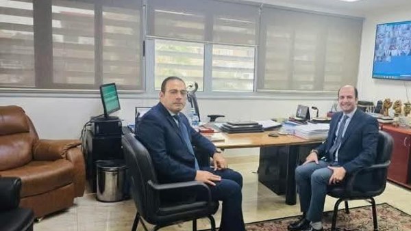 بعد مطالبته بزيادة الأسرة.. النائب محمود حسين يلتقي رئيس الرعاية بمستشفيات بورسعيد