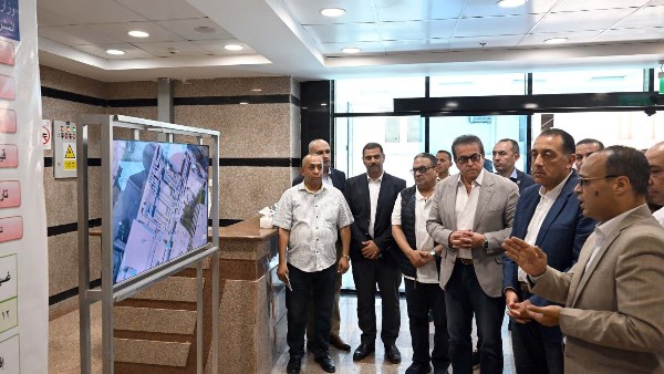 رئيس الوزراء يتفقد مشروع إنشاء مستشفى أورام طنطا الجديد