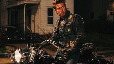 أكثر لحظات الأفلام الساخنة لعام 2024 من Challaders Steainy 3 Way Kiss to Ryan Gosling S Hit Tirt Austin Butler 143